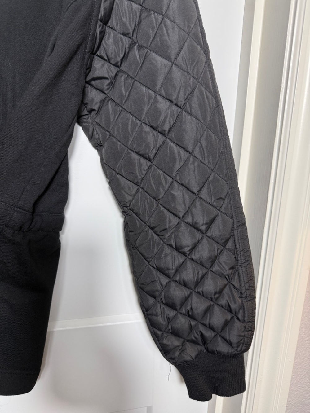 Zella Black Quilted Sleeve Hooded Zip Jacket - Picture 4 of 7